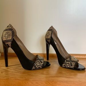 Rachel Roy size 7 Peep Toe Heels Pumps Shoes